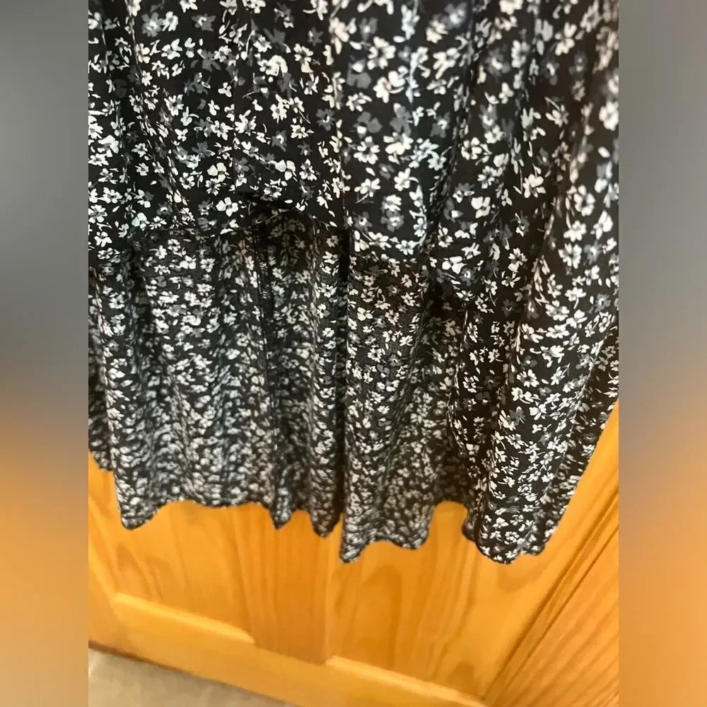 Maurices size M black floral high low dress